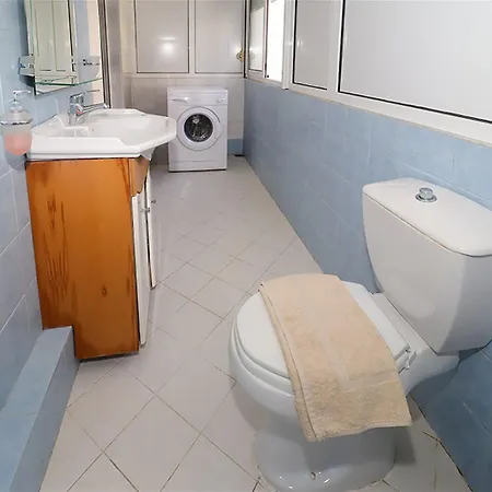 Hébergement de vacances Victoria House 3 Bedrooms 12 Guests *