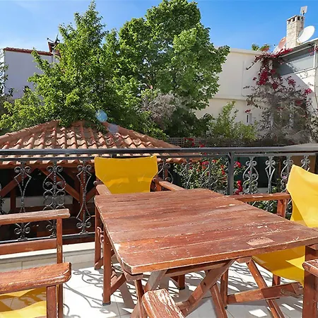 Victoria House 3 Bedrooms 12 Guests * Pefkochori