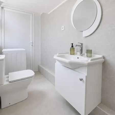 Victoria House 3 Bedrooms 12 Guests Pefkochori