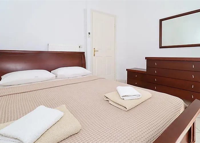 Victoria House 3 Bedrooms 12 Guests * 佩科霍里