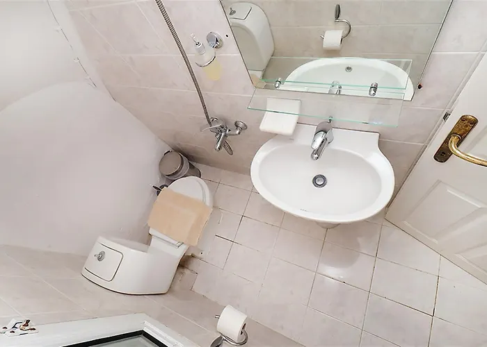 Victoria House 3 Bedrooms 12 Guests 度假居